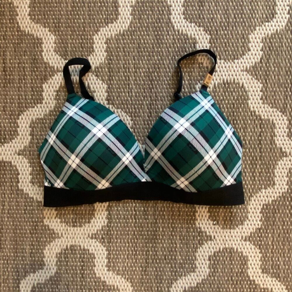 Victoria’s Secret wear everywhere wireless push-up bra, size 36D
